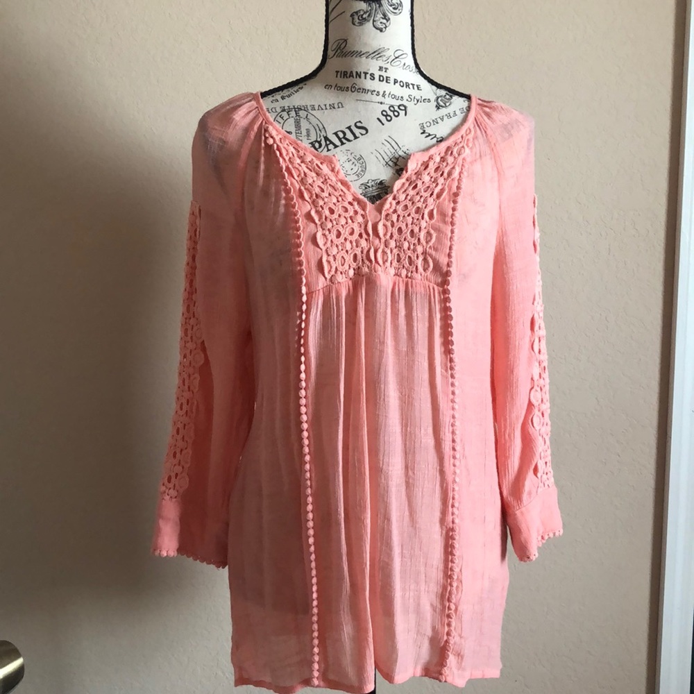 Great house for work, Comfy yet dressy.